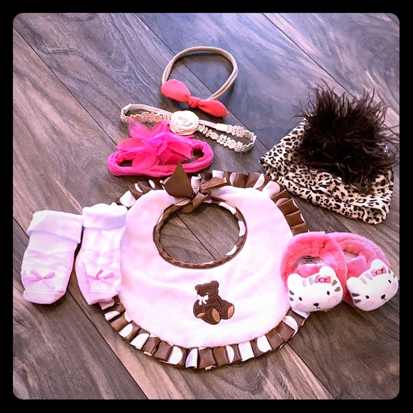 Baby 👶🏼 girl bundle 💋 - Picture 1 of 1